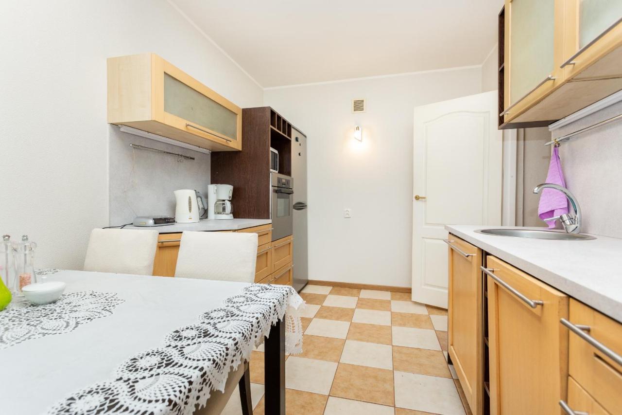 3 Room Central Apartmend 90M2 Parking For One Car Fifth Floor And The Building Does Not Have An Elevator Tallinn Extérieur photo