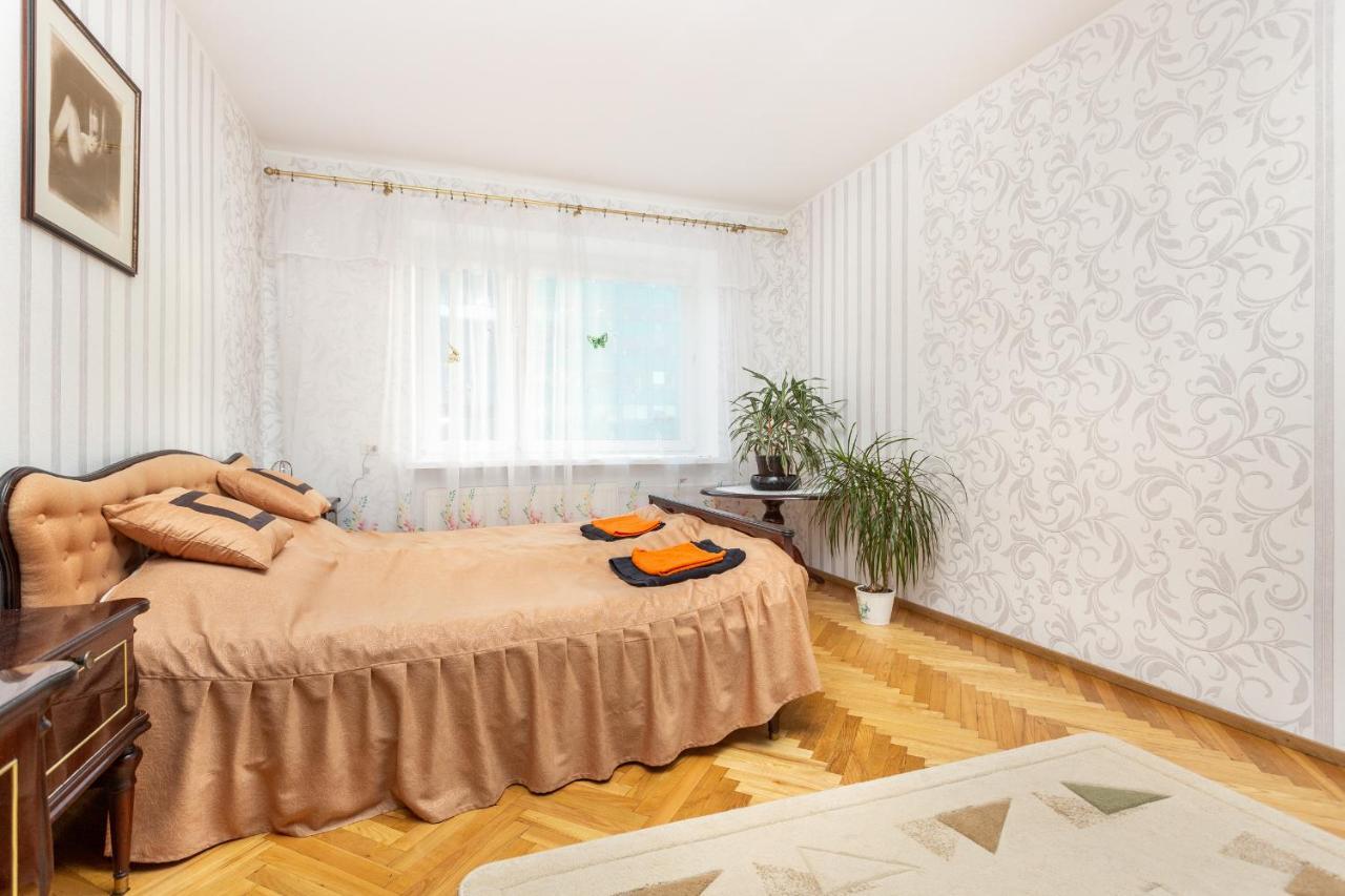 3 Room Central Apartmend 90M2 Parking For One Car Fifth Floor And The Building Does Not Have An Elevator Tallinn Extérieur photo